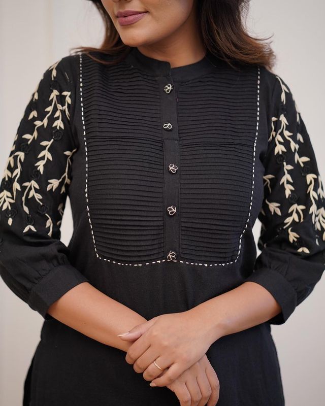 Black Cotton Embroidered Kurti with Printed Sleeves & Straight Pants for Women